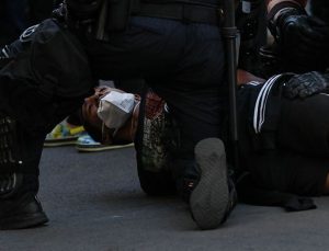 ABD’de siyahi genci ev baskınında öldüren polislere dava açılmayacak