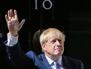 Boris Johnson: Düzensiz göçmenleri Ruanda’ya göndereceğiz