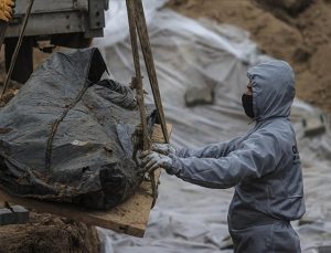 Buça’da ikinci toplu mezar: 8 sivilin cesedi çıkarıldı