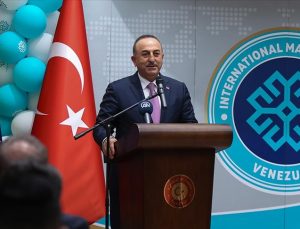 Bakan Çavuşoğlu: Maarif Vakfımızla gurur duyuyoruz
