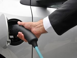 Elektrikli araçlarda “ezber bozacak” yeni batarya projesi