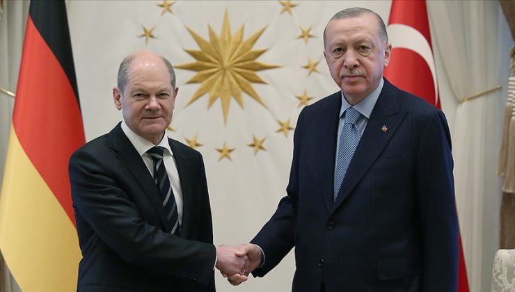 Erdoğan, Almanya Başbakanı Scholz ile telefonda görüştü