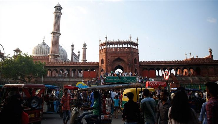 Hindistan’da Müslümanlara ait mülklerin yıkımı durduruldu