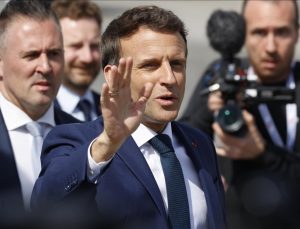 Fransa’yı 5 yıl daha Macron yönetecek