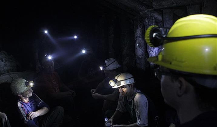 5 kişinin öldüğü madende patlamalar nedeniyle arama çalışmaları durduruldu