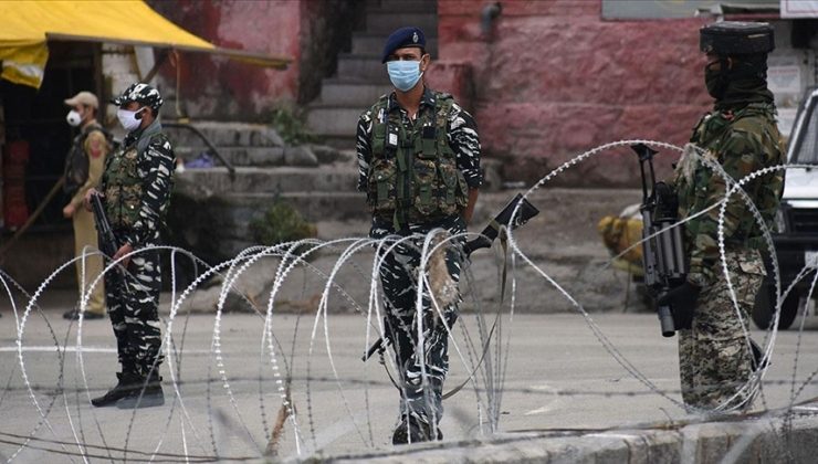 Hindu gruplarla Müslümanlar arasında çatışma: 10 yaralı