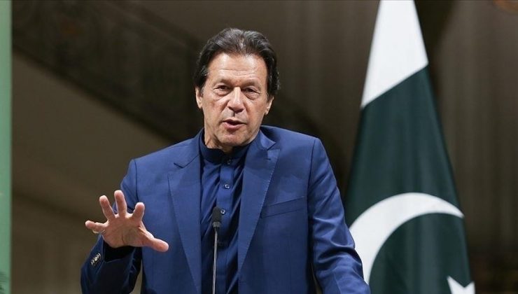 Pakistan’da Başbakan Han’ın görevi resmi olarak sona erdi
