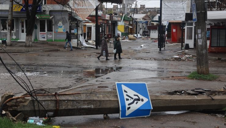 Mariupol’de 120 bin sivil abluka altında