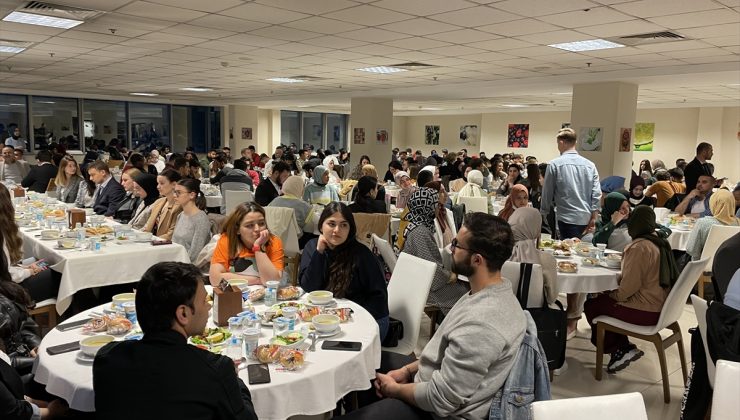 YTB uluslararası öğrencilere Ankara’da iftar verdi
