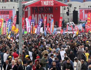 Taksim’e yürümek isteyen gruplara…
