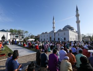 Amerika Diyanet Merkezi’nde Ramazan Bayramı coşkusu