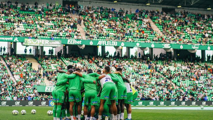 Saint-Etienne küme düştü! Taraftarlar sahayı bastı