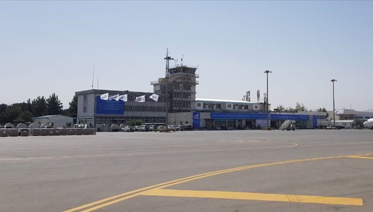 Taliban: Afganistan havalimanları için Katar ve Türkiye ile müzakereler sürüyor