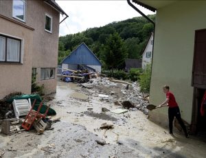 Almanya’da fırtına ve su baskını sonucu 1 kişi öldü, 40 kişi yaralandı