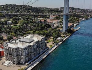 Üsküdar’da denize düşen genç kayboldu!