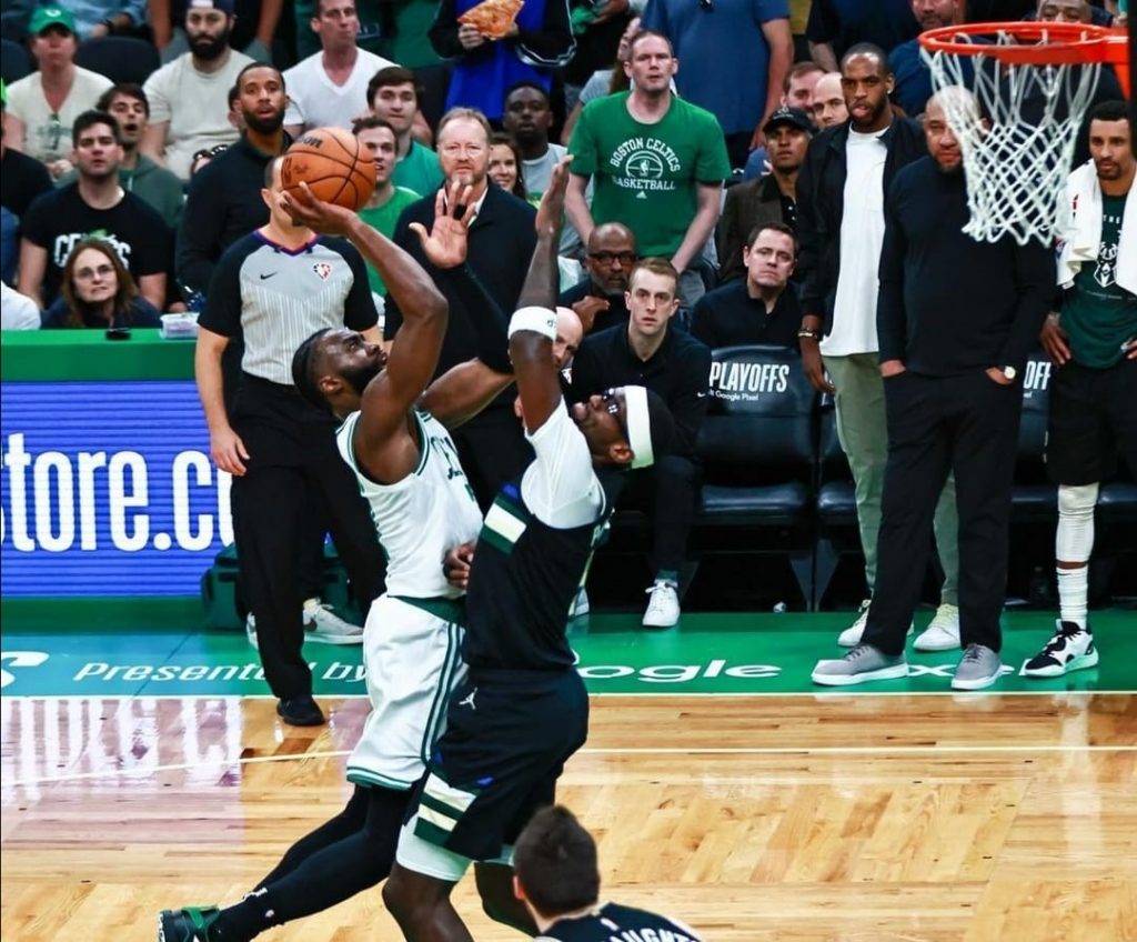 Bu görsel boş bir alt niteliğe sahip; dosya adı boston-celtics-1-1024x848.jpeg