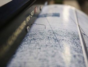 İzmir’in Çeşme ilçesi açıklarında 4,4 büyüklüğünde deprem