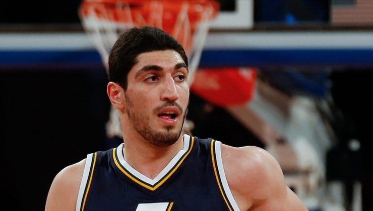 FETÖ’cü Enes Kanter’den skandal hareket!