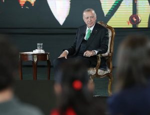 Cumhurbaşkanı Erdoğan: Elektronik sigaraya fırsat vermeyeceğiz