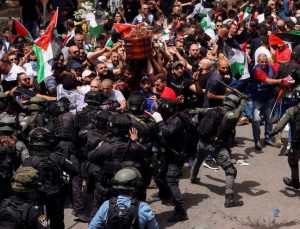 Cenazeye saldıran İsrail polislerine soruşturma