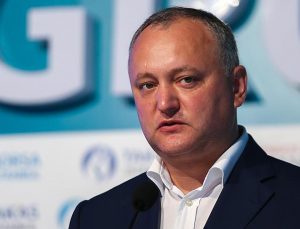 Eski Moldova Cumhurbaşkanı Dodon vatanada ihanetten gözaltında