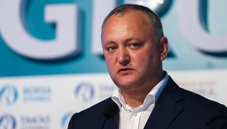 Eski Moldova Cumhurbaşkanı Dodon vatanada ihanetten gözaltında