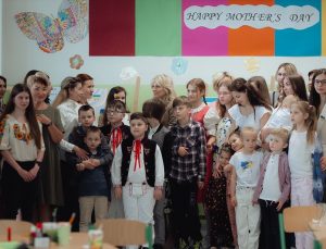 Biden’ın eşi Jill Biden, Anneler Günü’nü Ukraynalı anne ve çocuklarıyla geçirdi