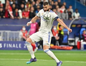 UEFA Şampiyonlar Ligi’nde sezonun en iyi oyuncusu Karim Benzema