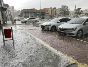 Meteoroloji uyarmıştı: Kayseri’de dolu ve sağanak