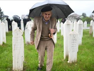Bosna Hersek’teki Katliamın 9 kurbanı uğurlandı