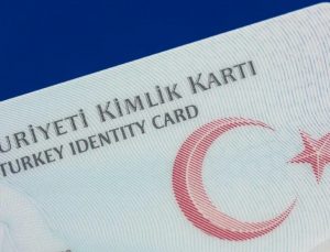 Türk vatandaşlığı için ergin olma ve 5 yıl ikamet şartı kalktı