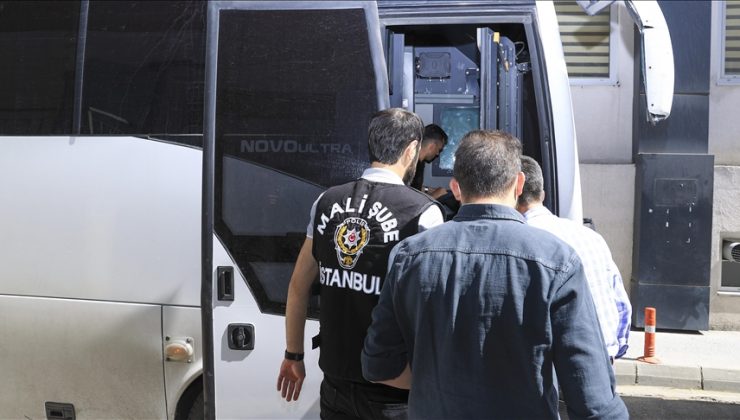 Kadıköy Belediyesi’ndeki rüşvet operasyonunda 32 kişi tutuklandı
