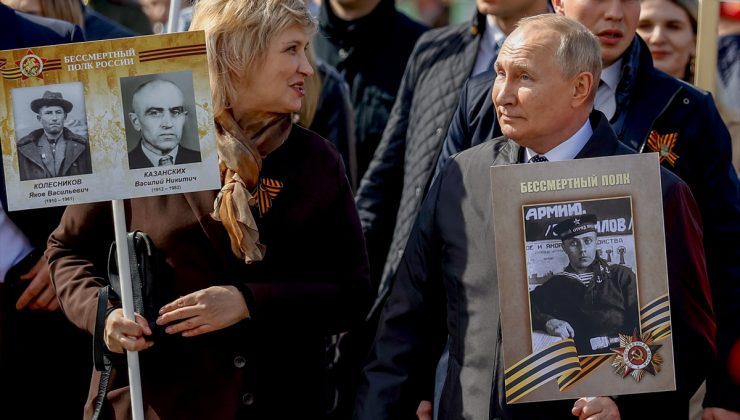 Rusya’da 9 Mayıs Zafer Günü’nde Ölümsüz Alay yürüyüşü yapıldı