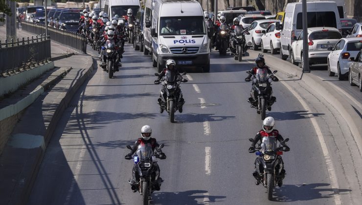 Şehit polis memuru için İstanbul Emniyet Müdürlüğünde tören