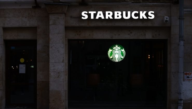 Starbucks’dan kovduğu yöneticisine 25,6 milyon dolar tazminat