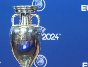 EURO 2024’te açılış maçına Münih, finale Berlin ev sahipliği yapacak
