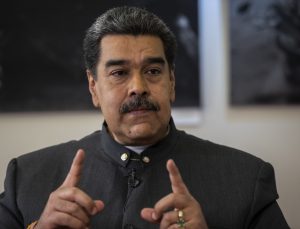 Maduro, seçimlerin 2024 yılında yapılacağını söyledi