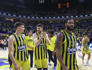 Fenerbahçe Beko ilk maçta hata yapmadı 85-76