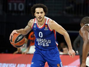 Larkin Anadolu Efes’e hayat verdi