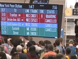 NJ Transit çalışanlarının iş bırakma eylemi kaosa yol açtı