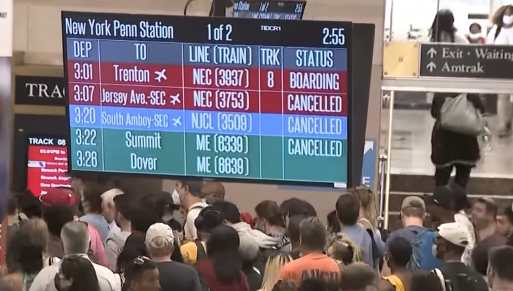 NJ Transit çalışanlarının iş bırakma eylemi kaosa yol açtı