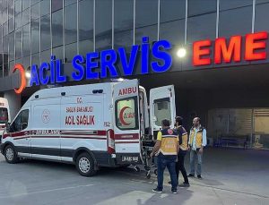 Erzincan’da 81 öğrenci gıda zehirlenmesi şüphesiyle hastaneye kaldırıldı