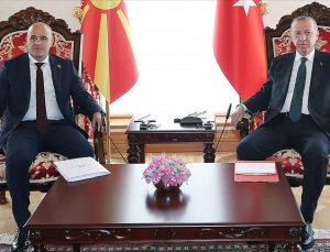 Erdoğan, Kuzey Makedonya Başbakanı Kovaçevski ile görüştü