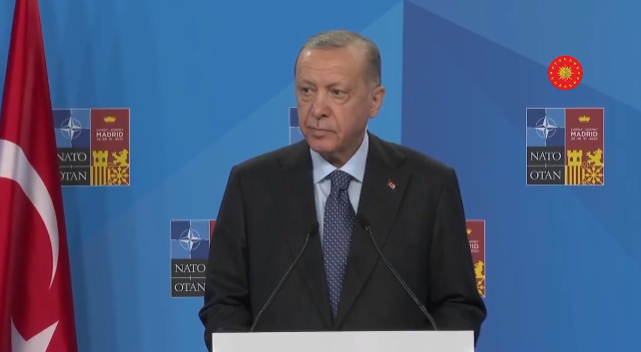 Cumhurbaşkanı Erdoğan: Türkiye, İsveç, Finlandiya üçlü muhtırası diplomatik bir zaferdir