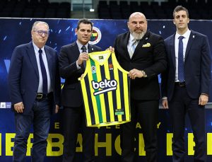 Fenerbahçe Beko’da Itoudis imzayı attı