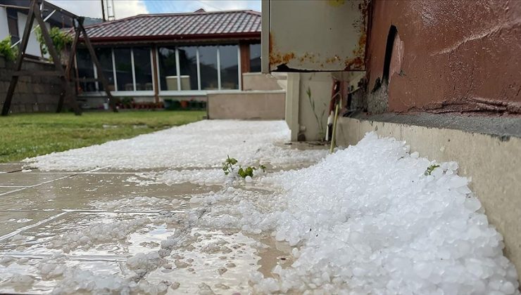 Kayseri’de sağanak ve dolu etkili oldu