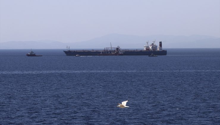 Yunanistan’da alıkonulan Lana tankerindeki petrolün transferi durduruldu