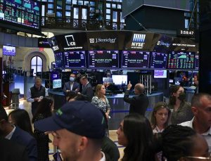 New York Borsası enflasyon verileri sonrası yükselişle kapandı
