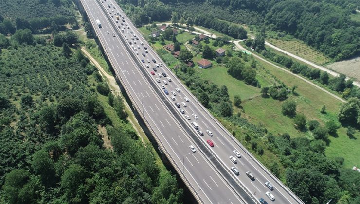 Otoyollarda yeni hız sınırı uygulaması yarın başlıyor