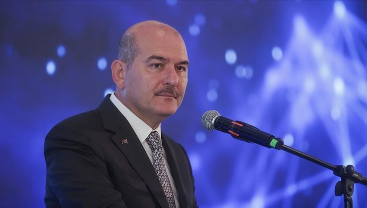 İçişleri Bakanı Soylu’dan kaçak göçmen açıklaması